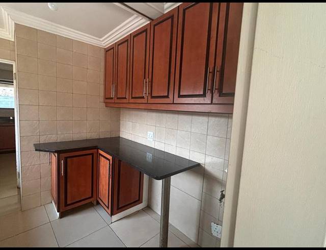 4 BEDROOM PROPERTY TO RENT IN SONEIKE